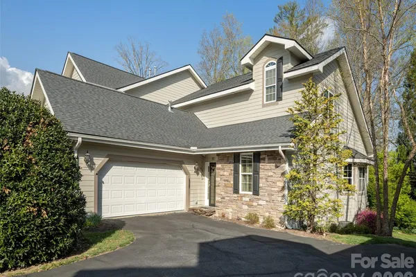 83 TOWNE PLACE DR