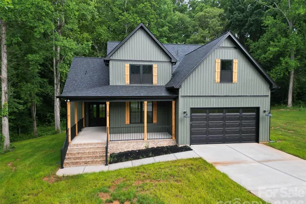194 DONSDALE DR