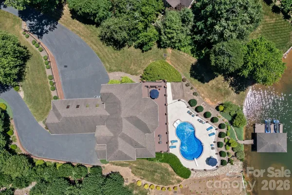 368 PLAYERS RIDGE RD