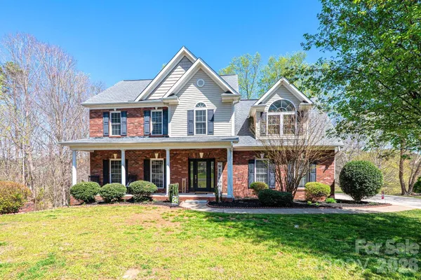 2586 HENRY FALLS DR