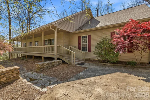 1244 WINDOVER DR