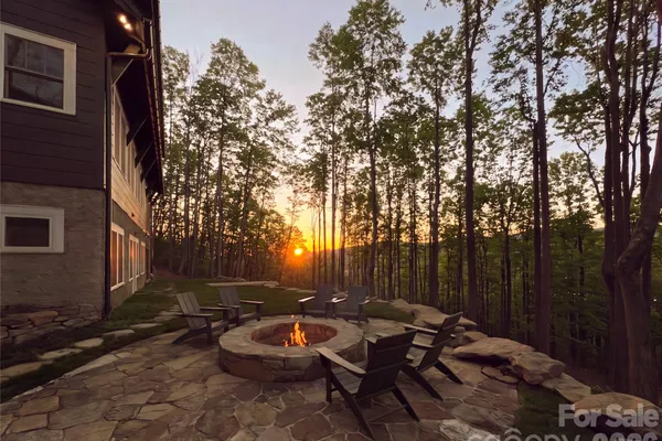51 SUMMIT RD