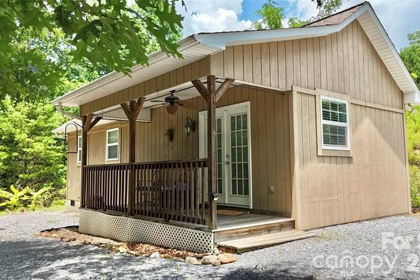 37 COYOTE DR