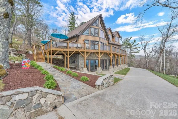 7054 GRANDVIEW CIR