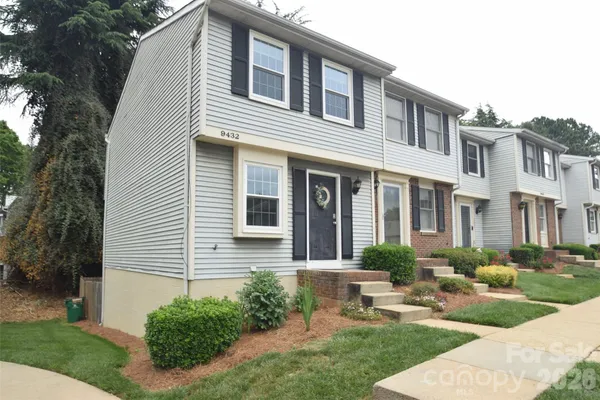 9432 LEXINGTON CIR A