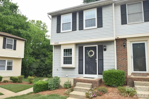9432 LEXINGTON CIR A