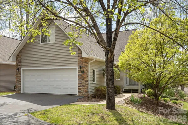 2115 CUMMING WOODS CT