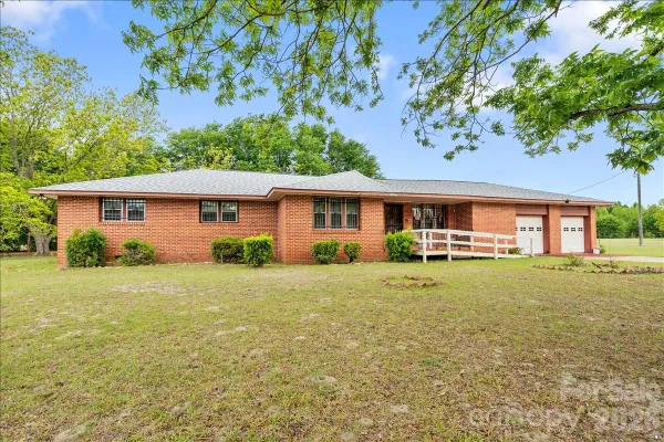 1444 SOCIETY HILL RD