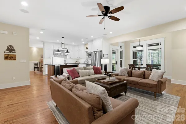 31 ASHBROOK MDWS