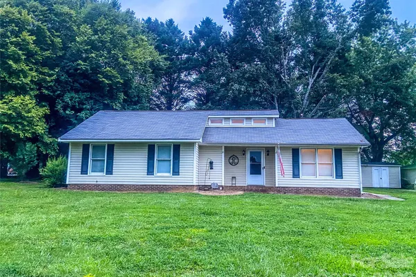 3120 BASILWOOD CIR