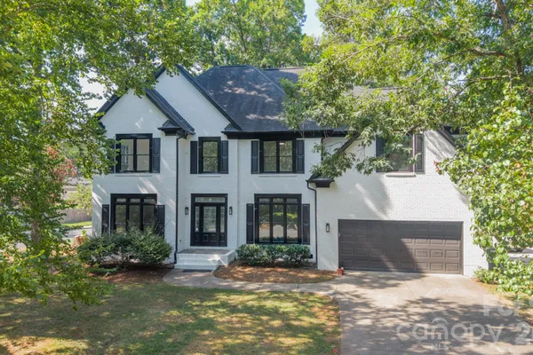 11550 FALLING LEAVES DR