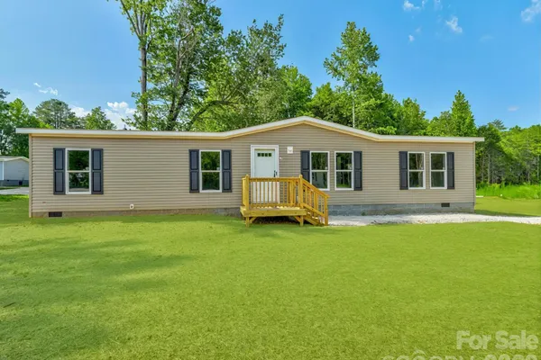 330 MIDDLE BROOK DR