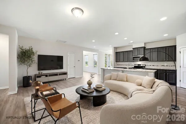 8759 MULLIS FOREST CT