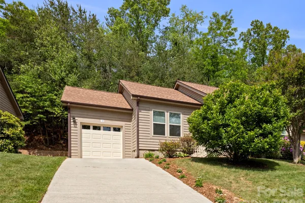1 HEDGEROSE CT B