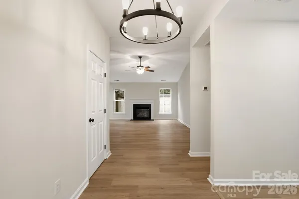 5123 SUNBURST LN