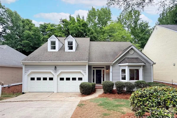 5908 BOOKBINDERS LN