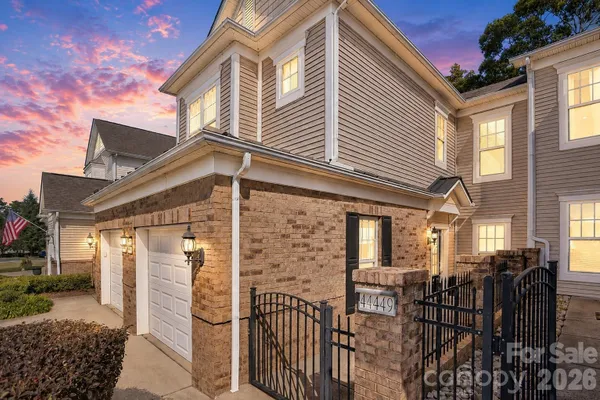 44449 ORIOLE DR 201