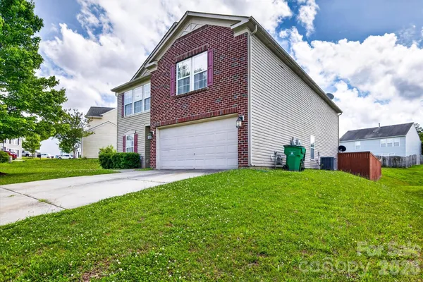 1533 BRAY DR