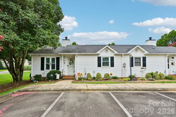6042 CRAPE MYRTLE LN
