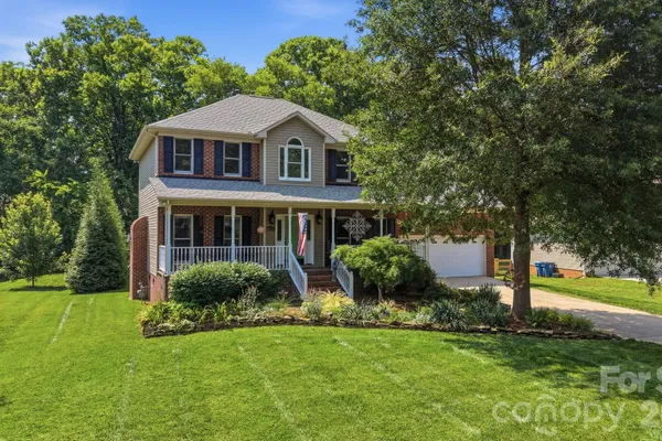 8513 MIDDLETON CIR