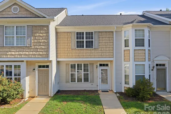 6123 DANE DR