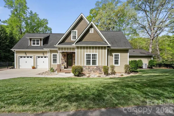 347 WHIPPOORWILL RD