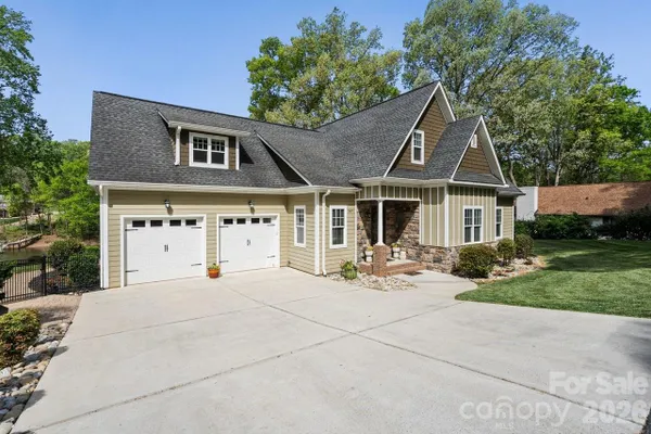 347 WHIPPOORWILL RD