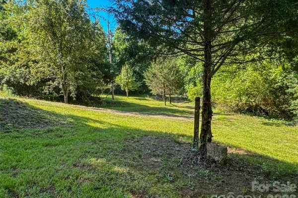 306 GOLDEN VALLEY RD