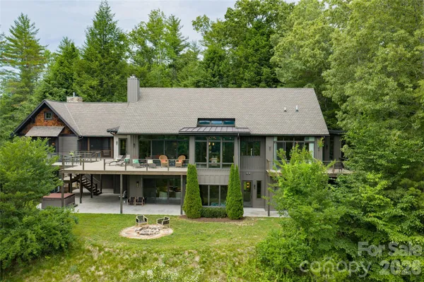 257 BEAR LANDING DR