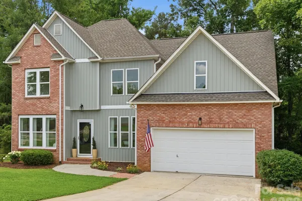 116 SCOTTIE CT