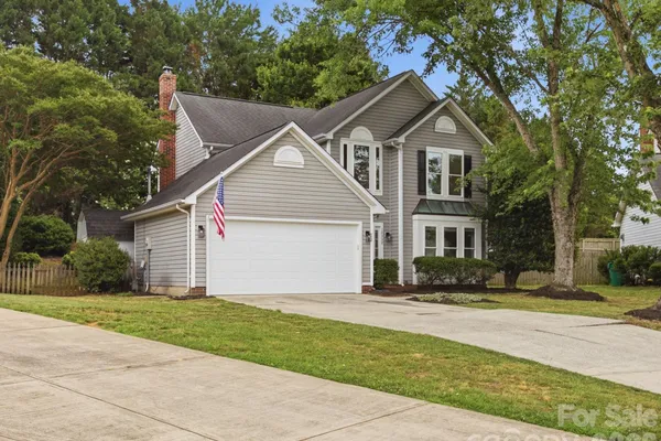 12332 OLD PRAIRIE RD