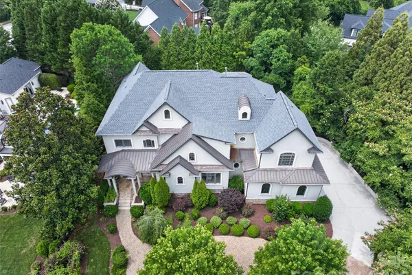 2132 FOXCROFT WOODS LN