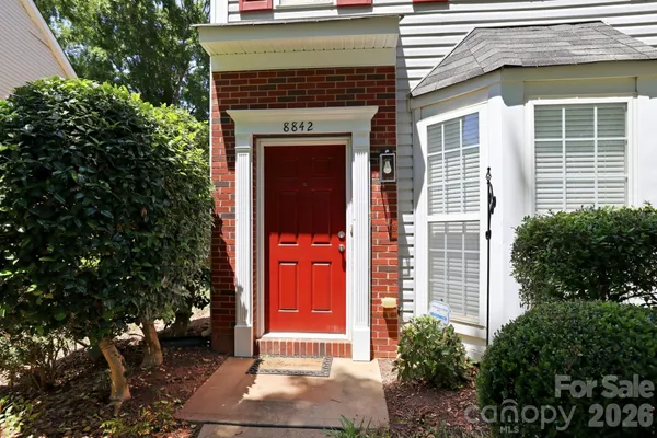 8842 GERREN CT