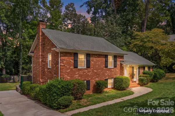 2815 BURNT MILL RD