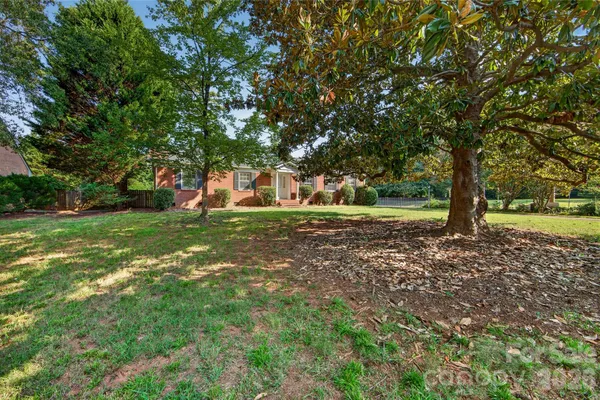 1100 TURNBRIDGE RD