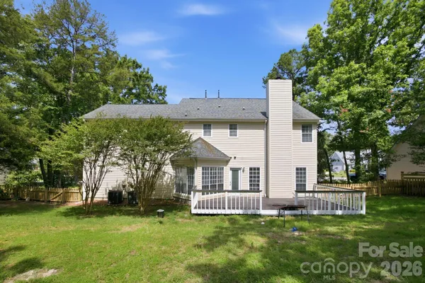 8048 HUNLEY RIDGE RD