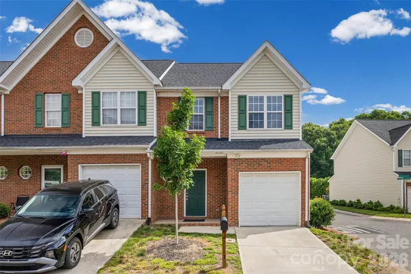 2113 LENNOXSHIRE SQUARE CT