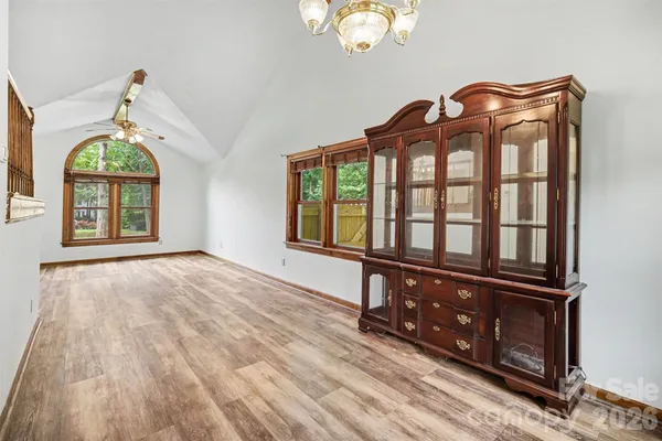 3017 MILL STREAM CT