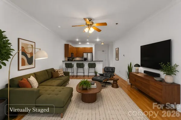 125 S LEXINGTON AVE 303