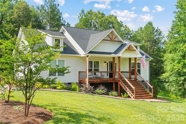 1601 CHARLOTTE HWY