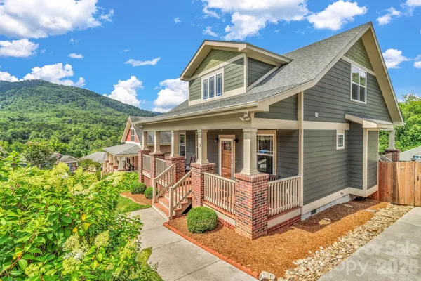 18 BYRDCLIFFE LN
