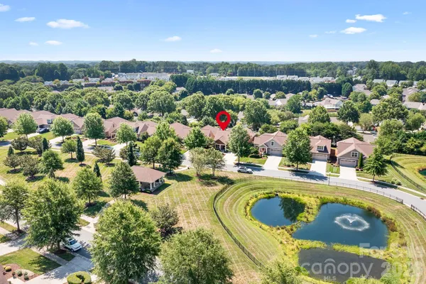 127 BRAWLEY POINT CIR