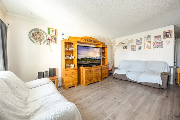 25899 BAYLOR WAY