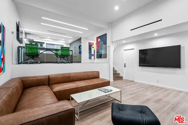 4801 LA VILLA MARINA C