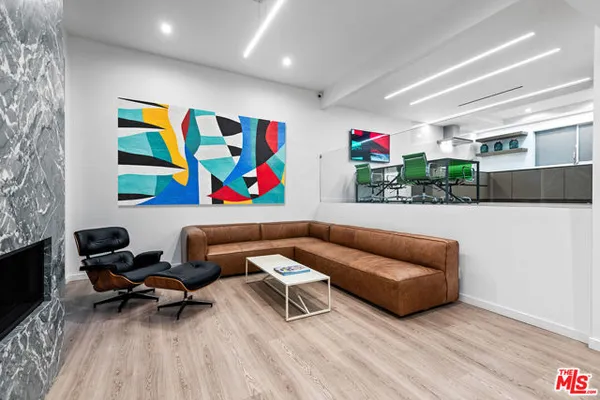 4801 LA VILLA MARINA C