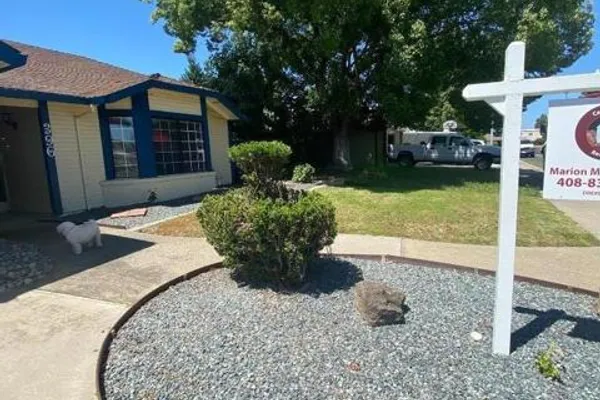 396 LANCASTER DR