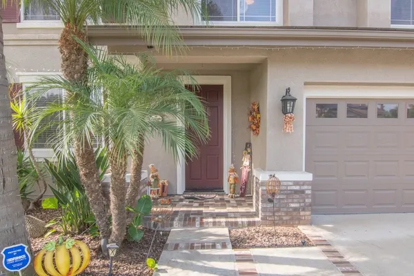 1857 AUTUMN LN