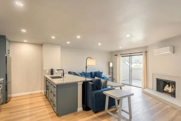 504 OCEAN AVE 2