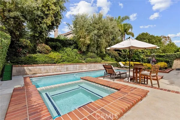 12401 WILLOW FOREST DR