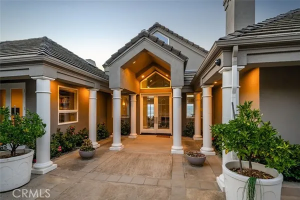 2813 ALAMO DR